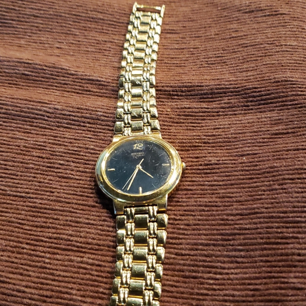Men's Seiko Vintage Quartz Watch